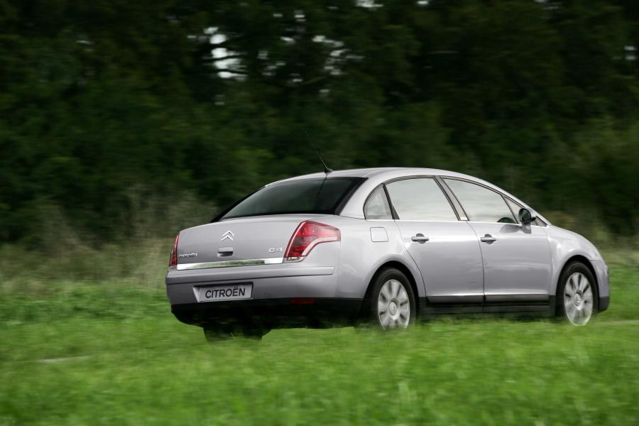  Citroen C4 Sedan 2008 года  (фото 46 из 75)